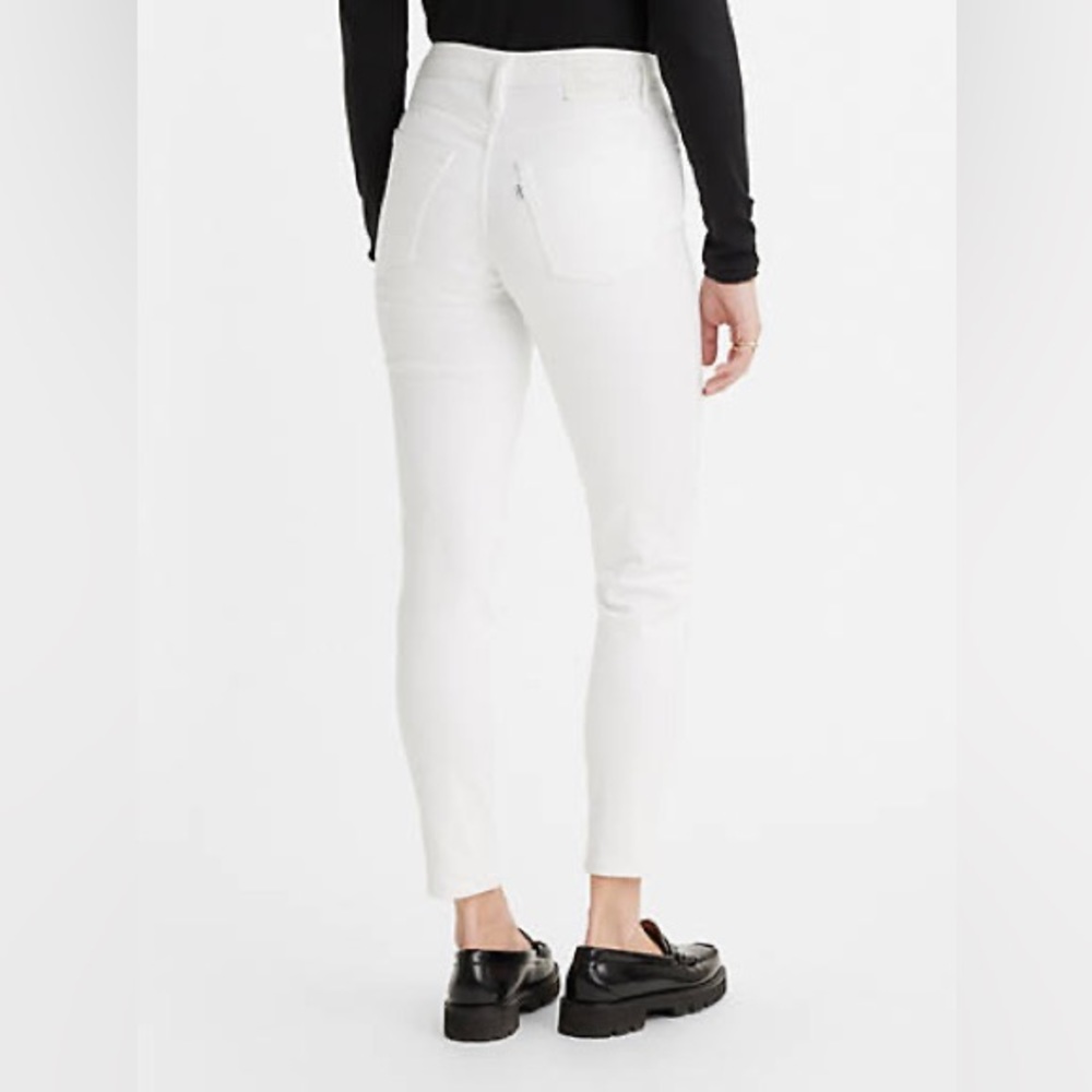 Levi’s 721 White High Rise Skinny Jeans